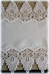 Creamy White Dresser Scarf Runner Plus Two Doilies Formal European Lace Doily Home