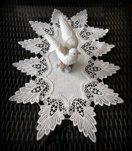 Oval Doilies Set Of Two Creamy White Dresser Scarf Formal European Lace Doily Home